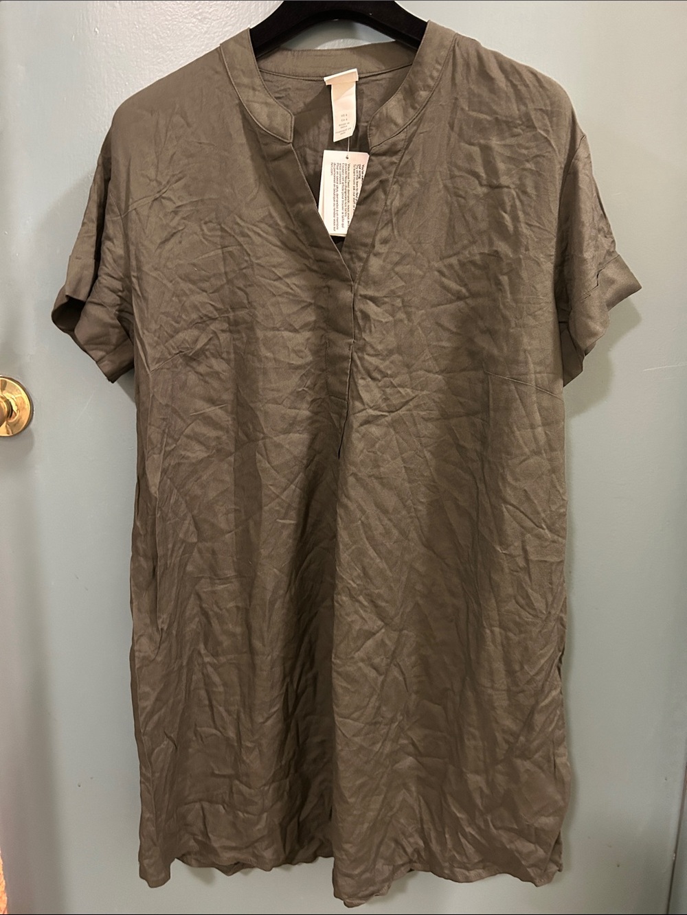 H&M Women’s Olive Green V-Neck Tunic Knee Length Dress Size Small BRAND NEW TAGS